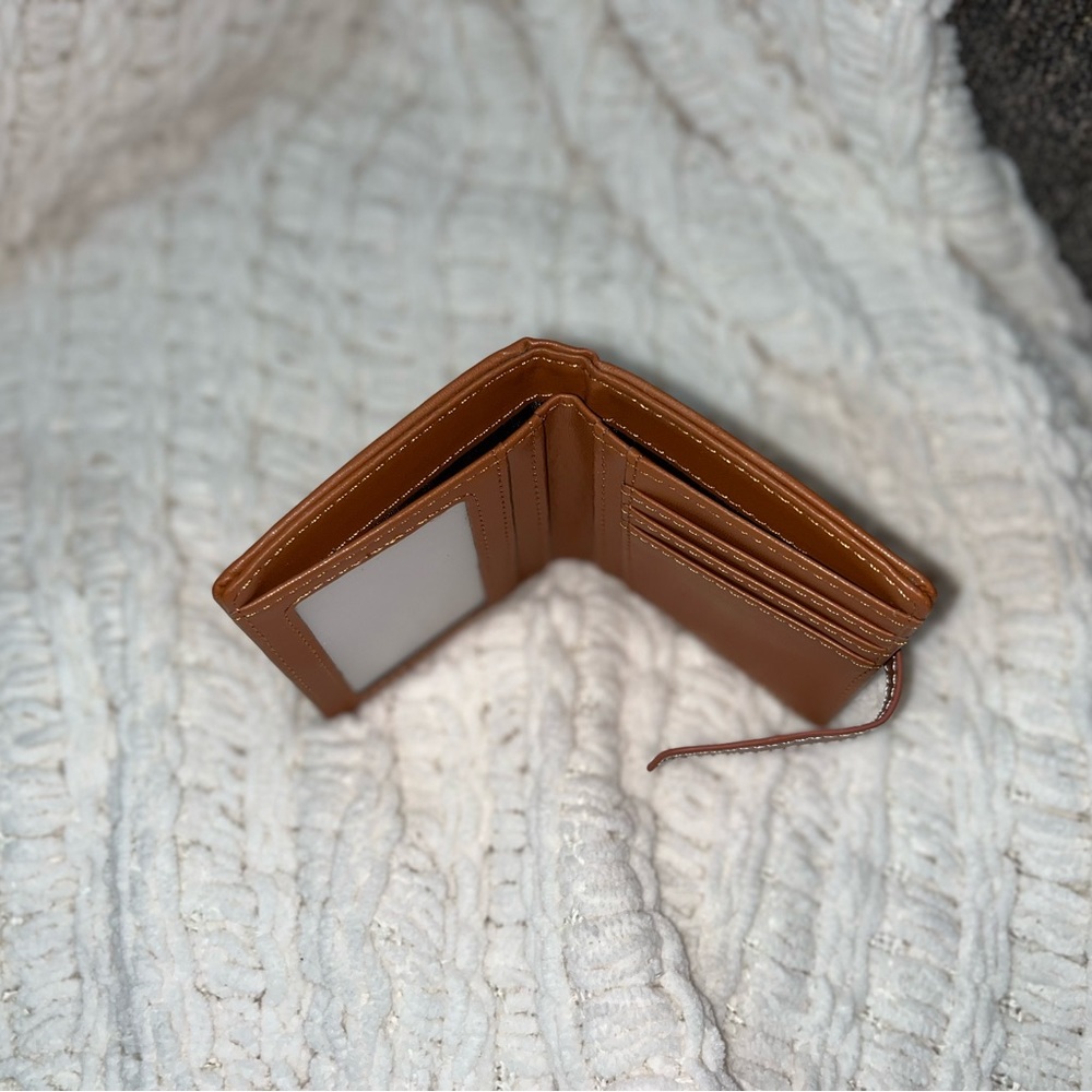 Brown purses and wallet - Picture 10 of 12